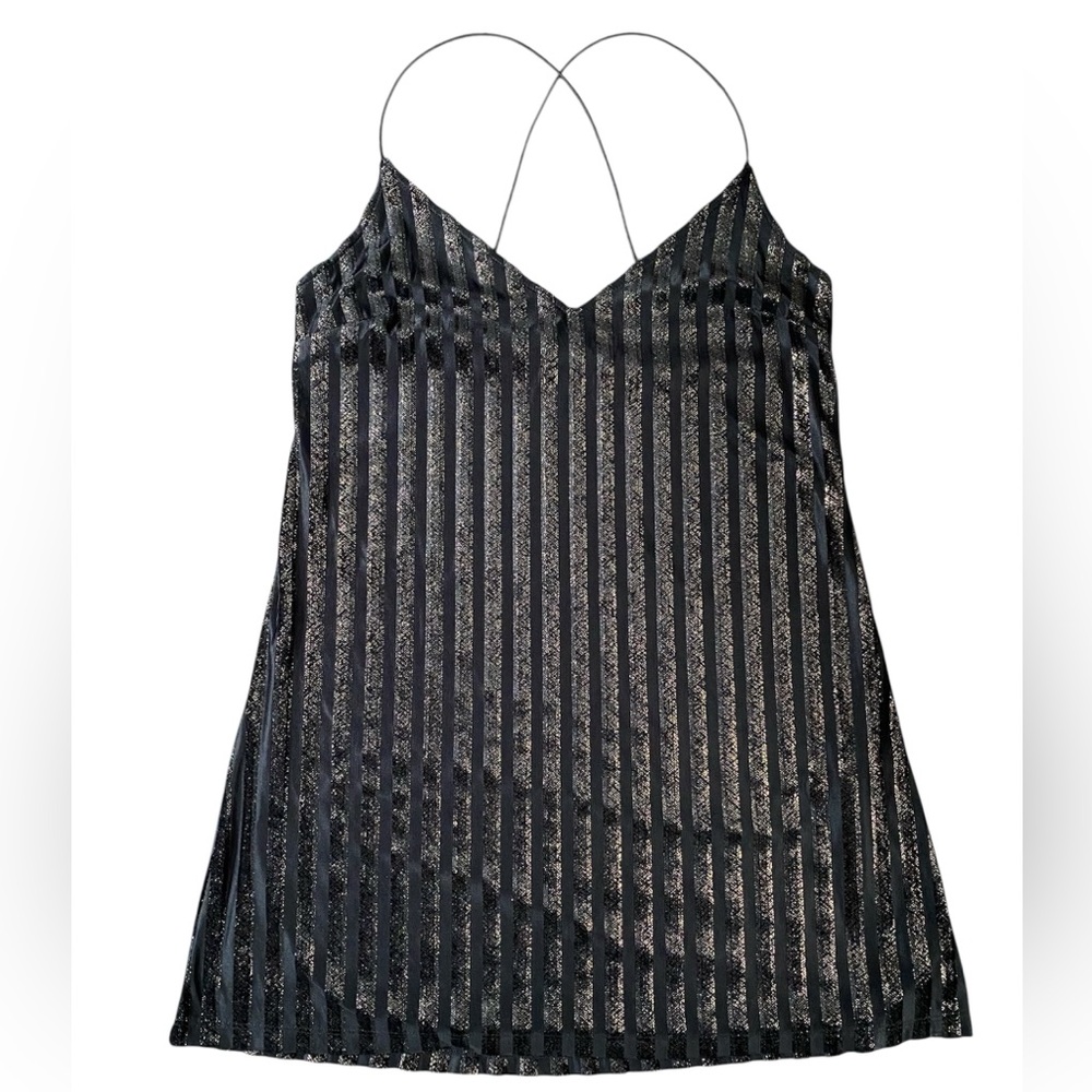 Forever 21 Women’s Velvet Black Metallic Mini Dress Size M - Picture 4 of 8